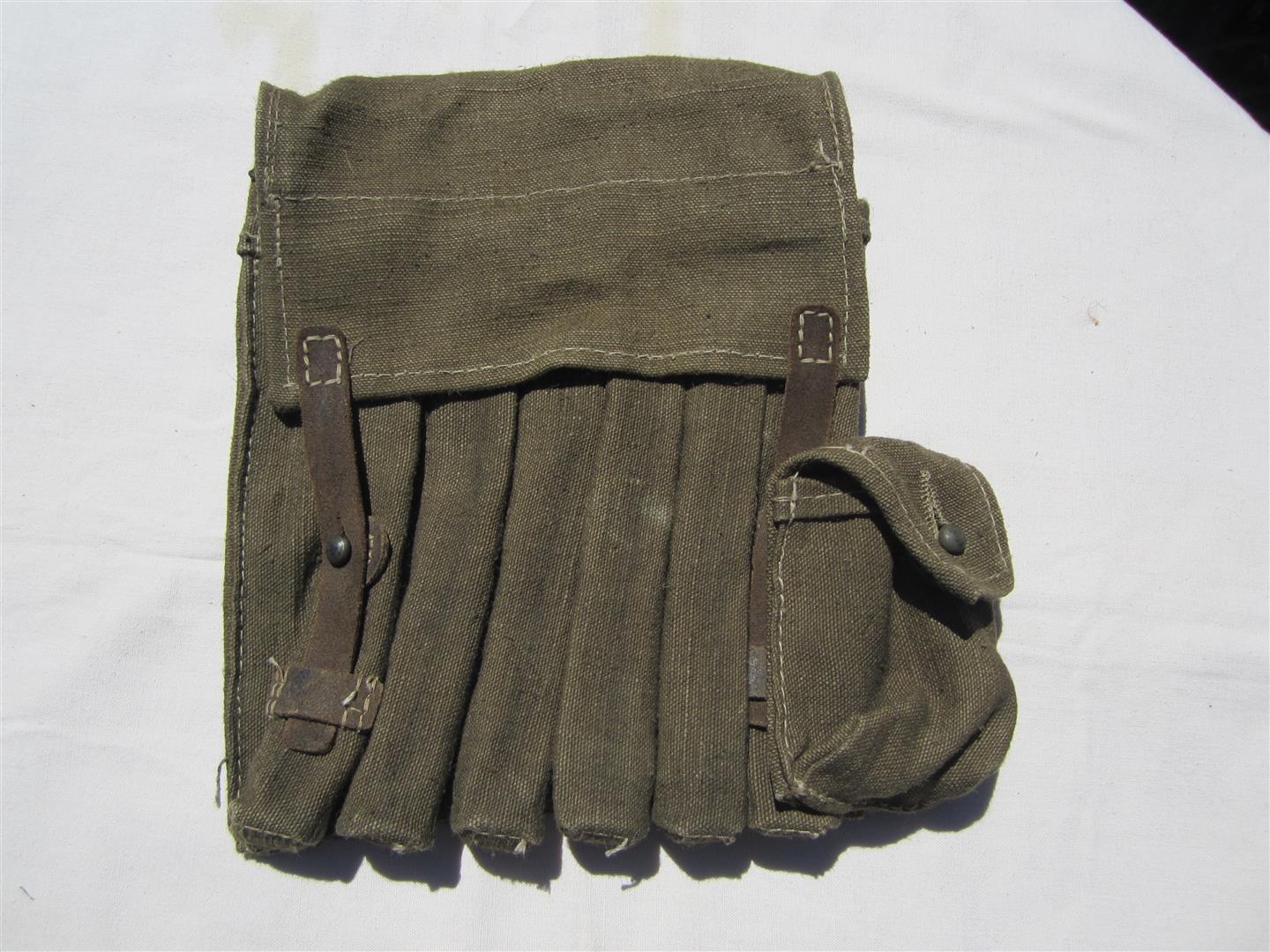 WW2 WL Falschirmjager MP38-40 Pouch - Reproduction
